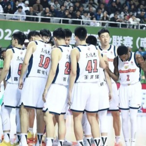 广东男篮发文总结比赛：铜墙铁壁，球队凭强悍防守再胜南京